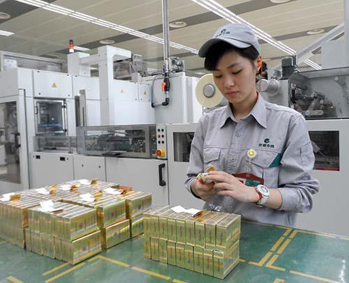 國(guó)企擴(kuò)招下的困境 為何九成大學(xué)生依然難進(jìn)？江西人力資源視角下的現(xiàn)實(shí)剖析